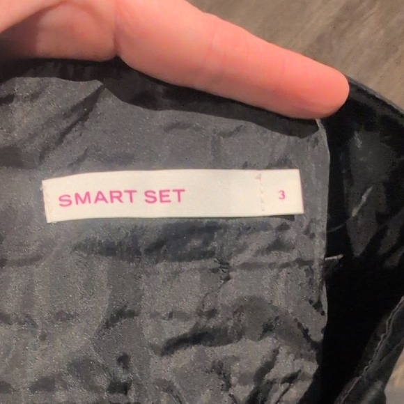 Smart Set Black Pencil Skirt - Picture 3 of 3